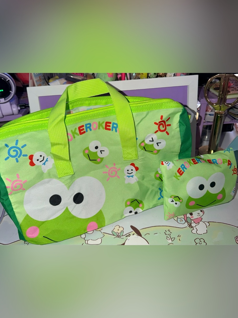 🐸NWT Sanrio Keroppi Green Character Tote and Pouch Set
